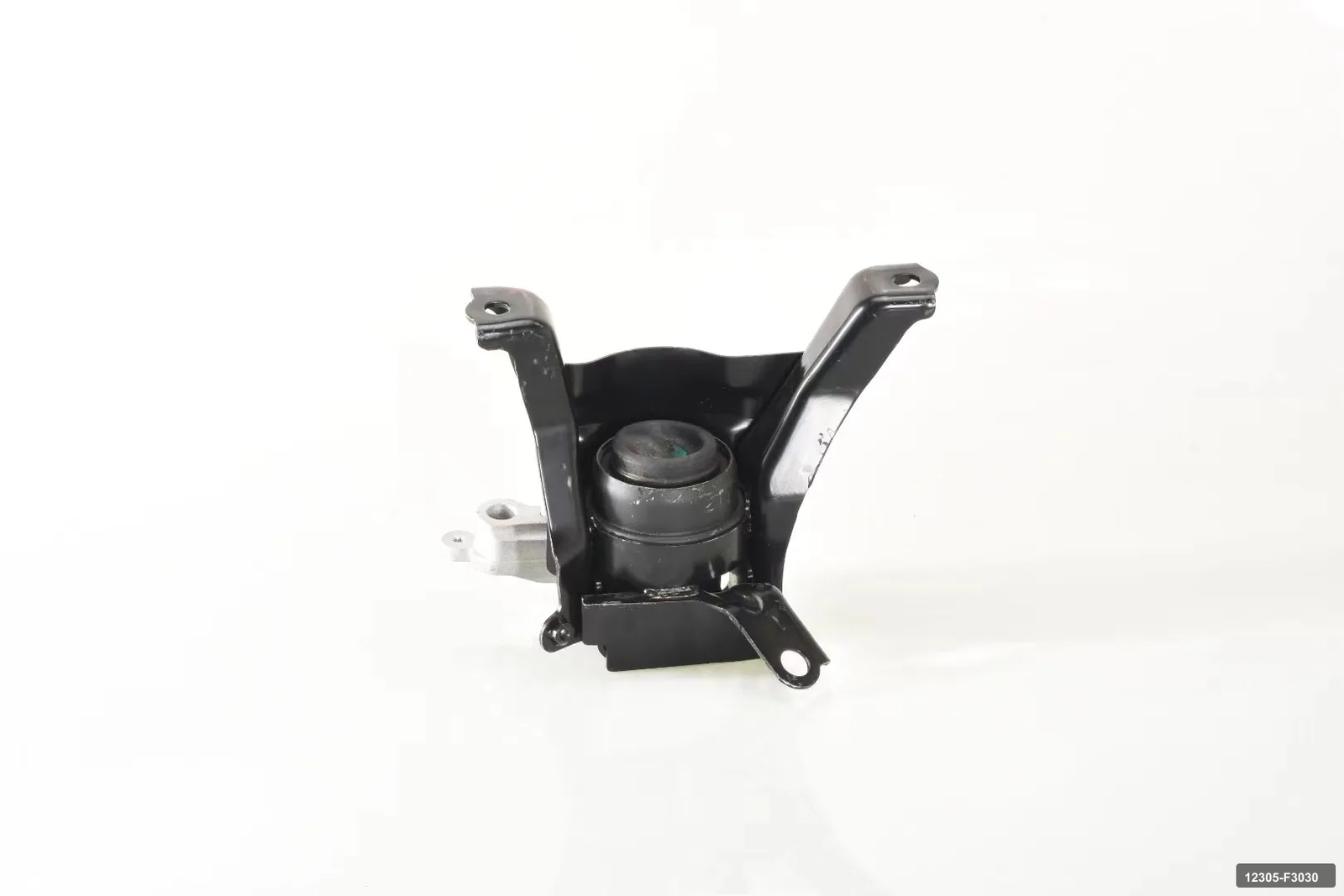 Corolla 19-24 1.5 Sağ Motor Kulağı 12305-f3030 İtaqi 2 Corolla 19-24 1.5 Sağ Motor Kulağı 12305-f3030 İtaqi 12305-F3030