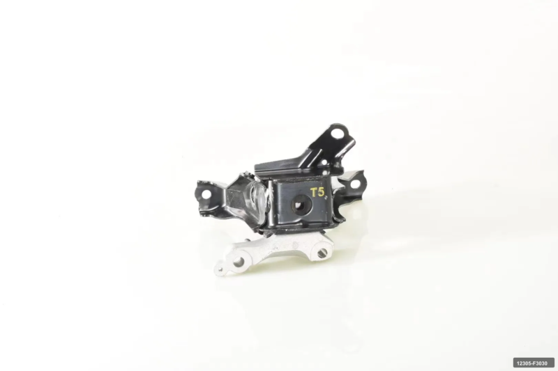 Corolla 19-24 1.5 Sağ Motor Kulağı 12305-f3030 İtaqi 12305-F3030